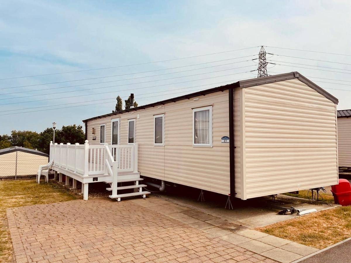 Caravan in Poole, Poole Harbour