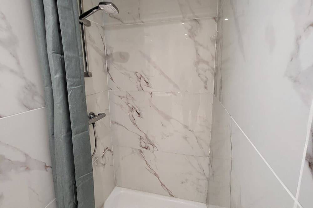 Entire apartment, Studio-Comfort-Ensuite with Bath in Ambleteuse, Boulogne-sur-Mer region