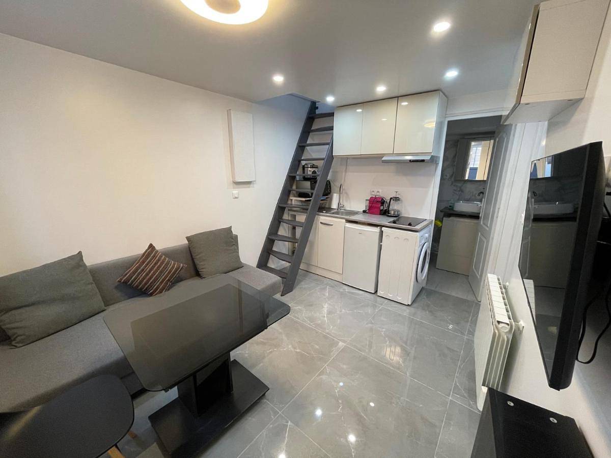 Maisonette de 25m2 à la porte de Paris in Gentilly, Val-de-Marne