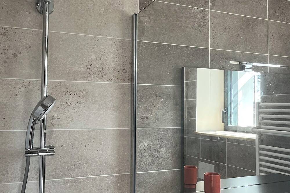 Apartamento entero, Gite Le Bolzen à 3 Minutes de la Plage de Lézardrieux, Idéal Pour un Couple in Lézardrieux, Costa de granito rosa