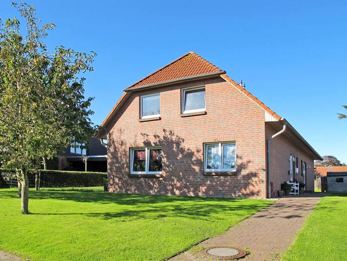 Ferienhaus für 7 Personen, mit Terrasse und Garten in Wiarden