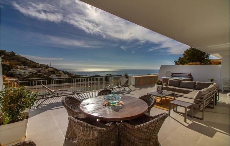 Location de vacances pour 5 personnes, avec Terrasse et Piscine dans Altea Hills