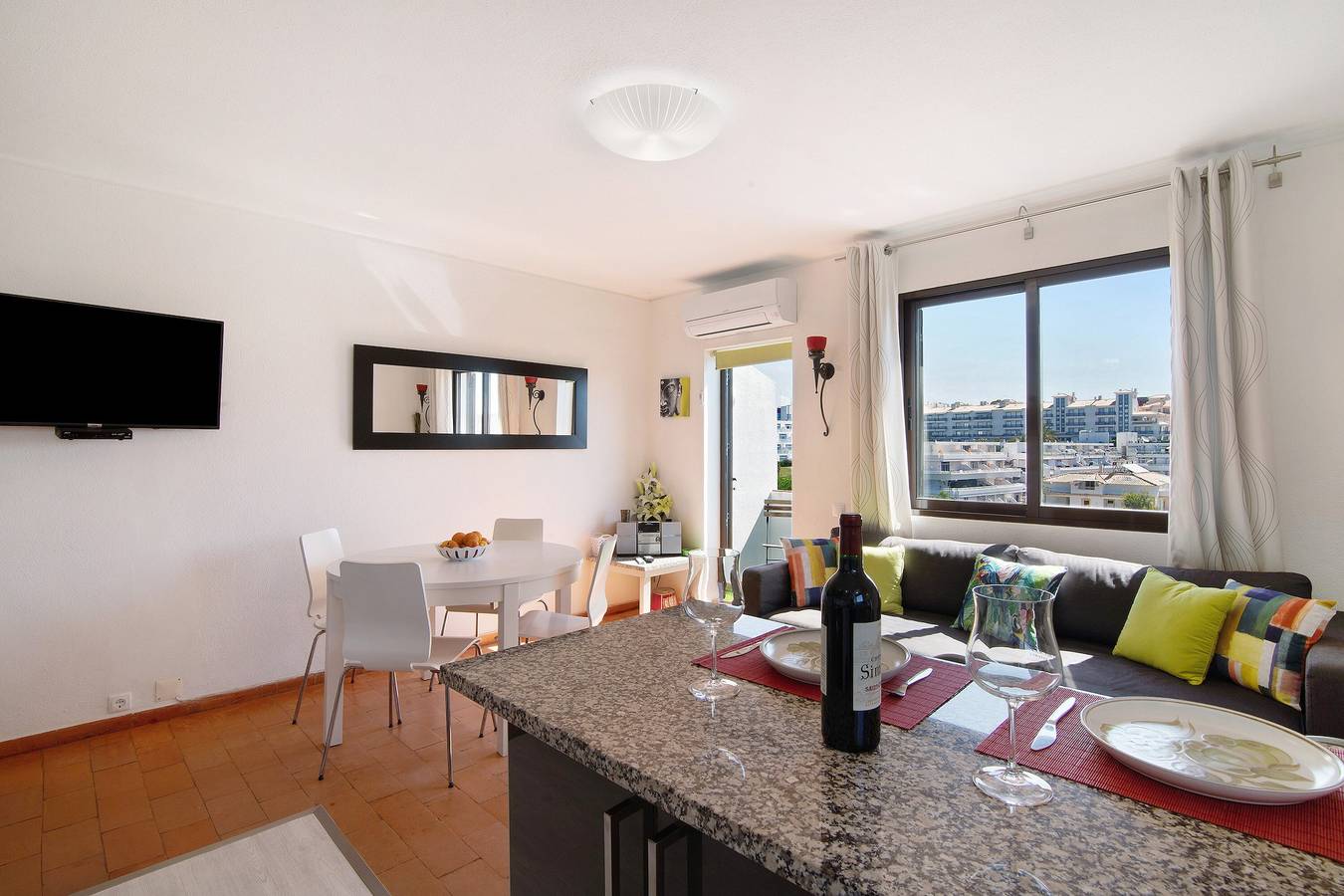 Vakantieappartement voor 5 Personen in Praia da Oura, Albufeira e Olhos de Água