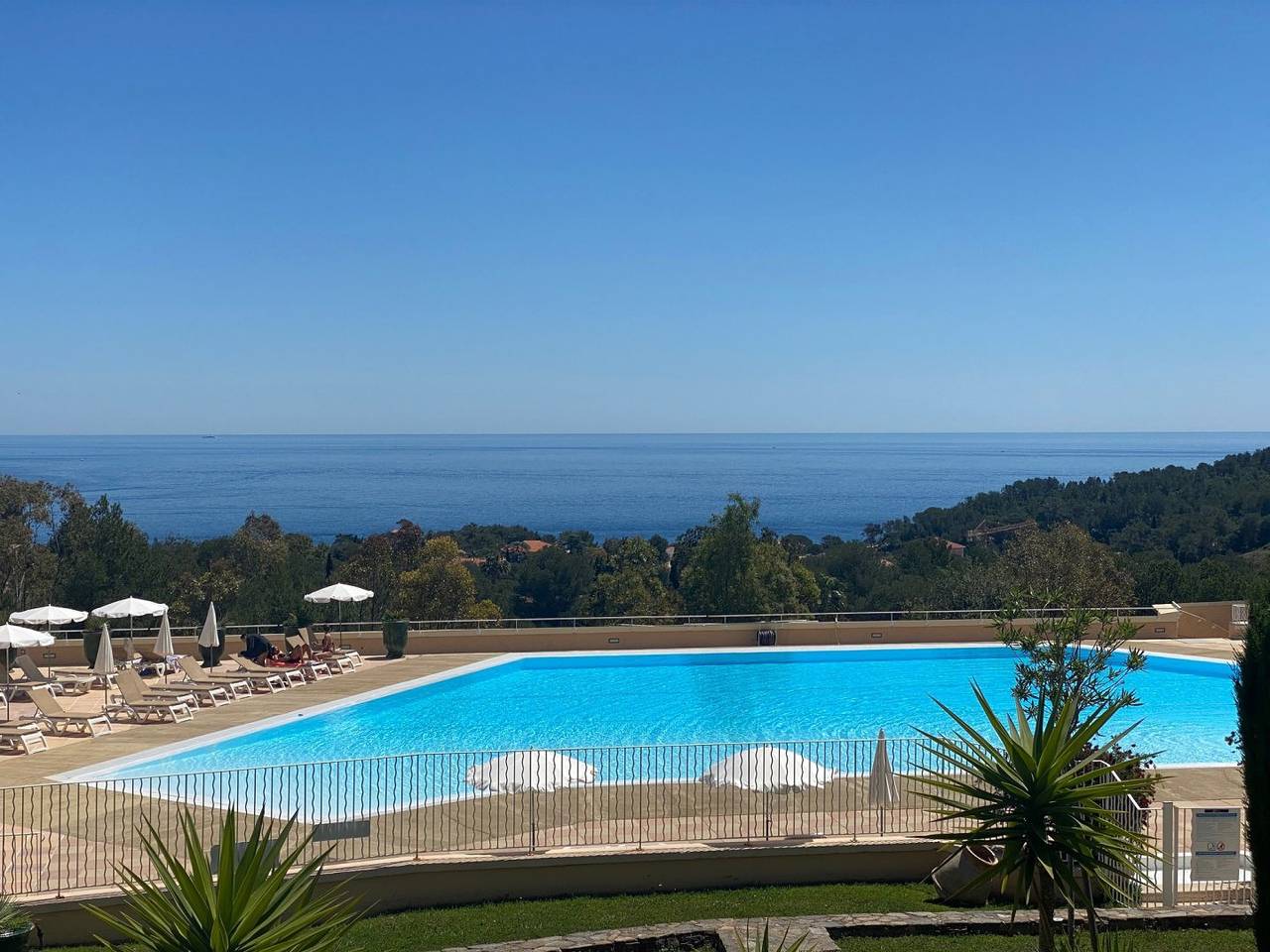 Villa du Hameau - Cap Esterel (St Raphaël - Le Dramont) in Le Dramont, Saint-Raphaël