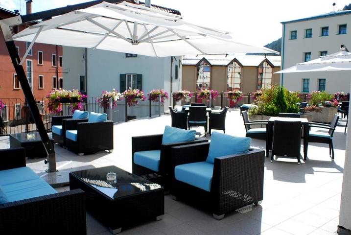 Hôtel pour 2 personnes, avec jacuzzi ainsi que sauna et jardin à Malè - 4