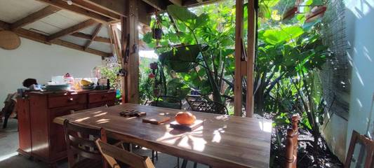 Chambre d’hôte pour 2 personnes, avec jardin ainsi que vue et terrasse, animaux acceptés sur l' Île de la Réunion
