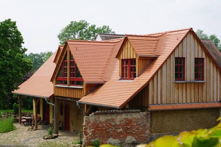 Ferienwohnung für 6 Personen, mit Terrasse und Garten in Taucha