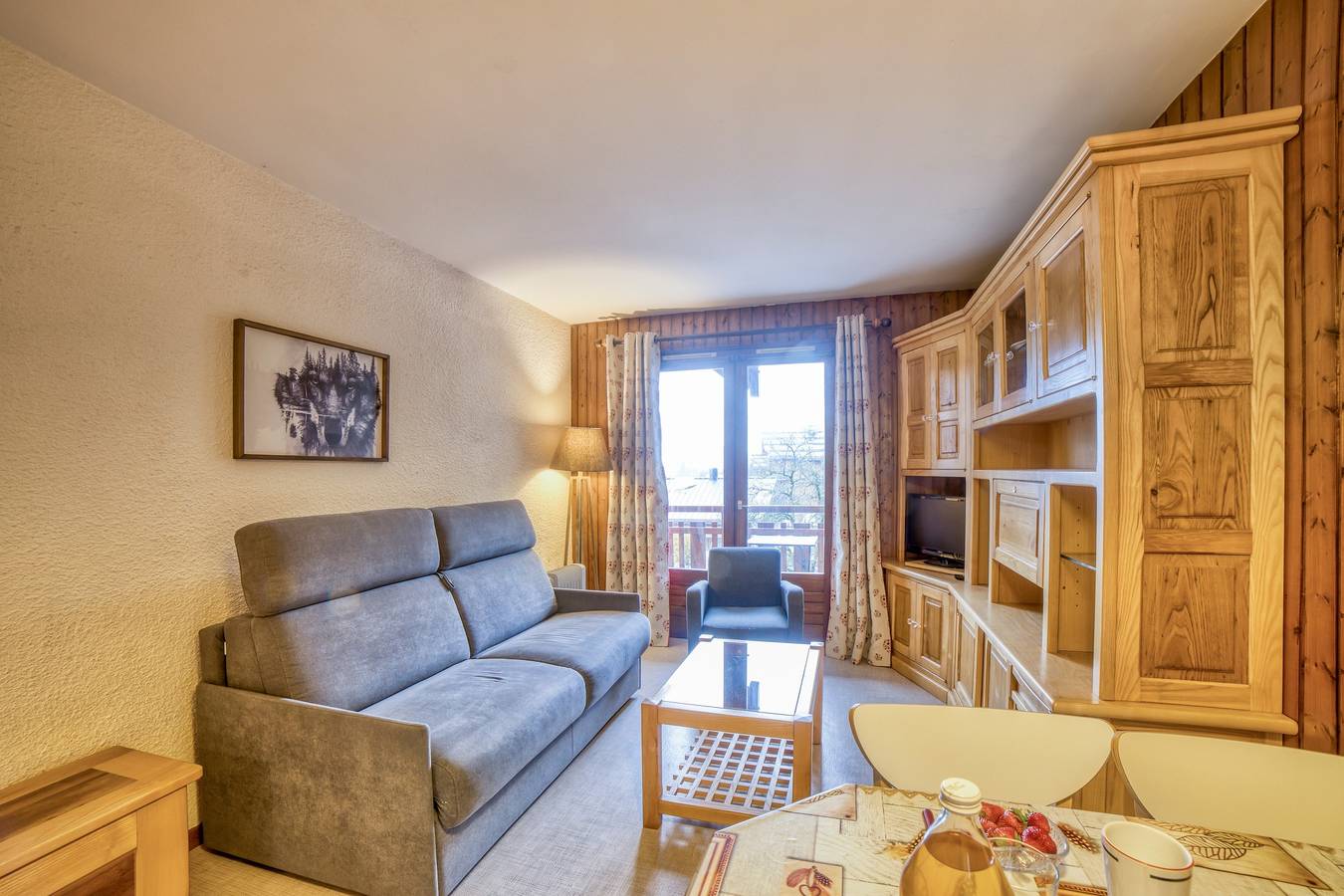 Studio entier, Studio "Cabine Le Charvet" avec vue sur montagne et balcon in Le Grand-Bornand, Région d'Annecy