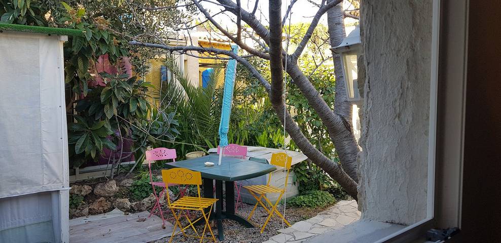 Chambre d’hôte pour 2 personnes, avec jardin dans le Var - 3