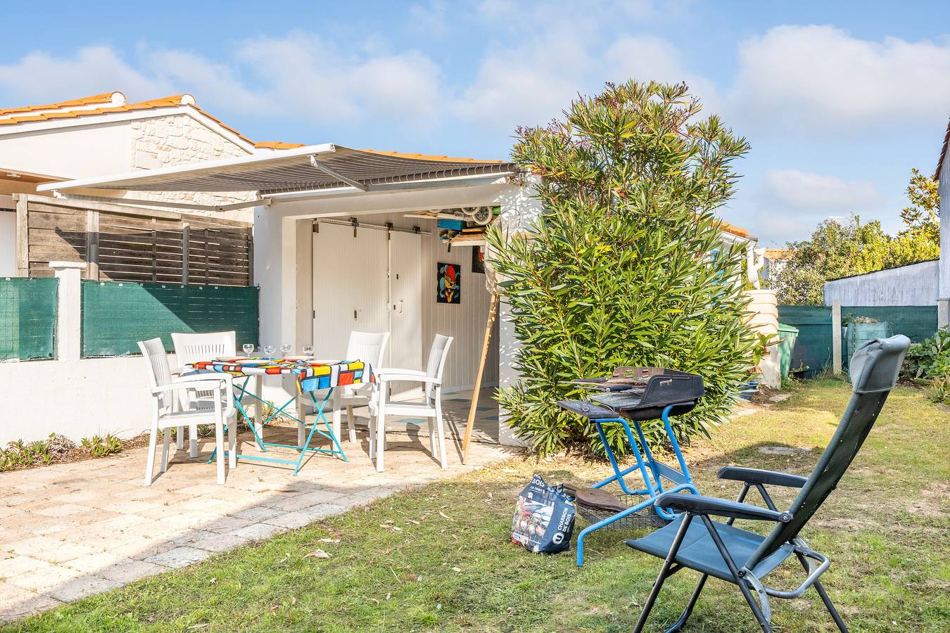 Casa de vacaciones 'Maison Vacances La Terrière' con terraza compartida, jardín privado y Wi-Fi in La Terrière, La Tranche-sur-Mer