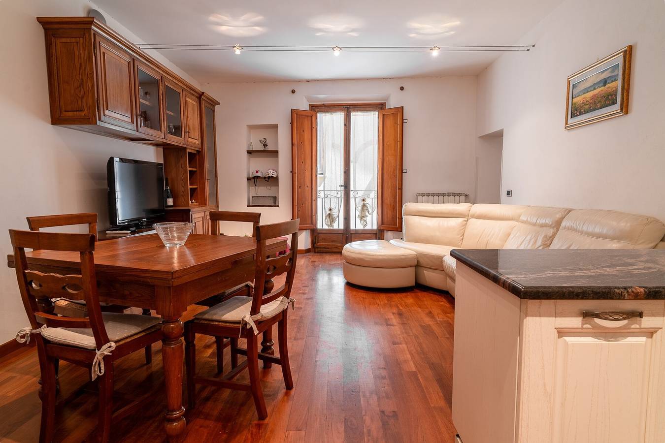 Barsotti House - Lucca Vacation Home with Wi-Fi and Washing Machine in Lucca, Lucca Province