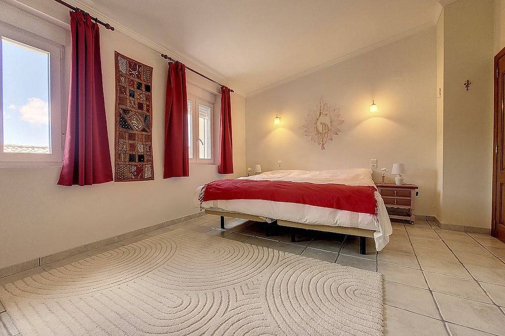 Casa Rural en Vall de Gallinera para retiros o descanso familiar o con amigos in Benirrama, Vall de Gallinera