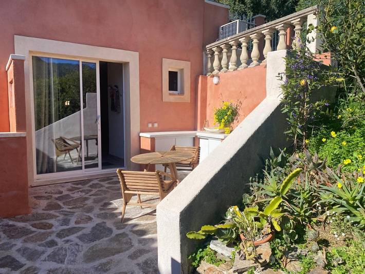 Chambre d’hôte pour 3 personnes, avec terrasse et vue, animaux acceptés à Bormes-les-Mimosas - 4