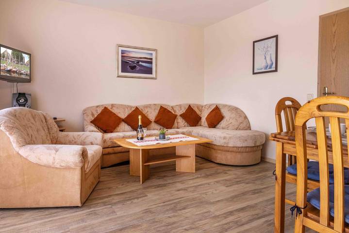 Ferienwohnung für 5 Personen, mit Garten, mit Haustier in Carolinensiel - 4