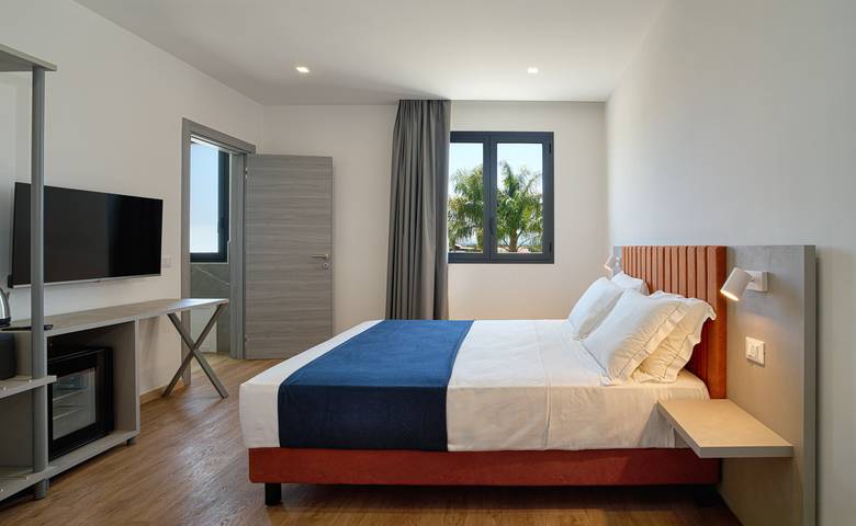 Bed and breakfast for 2 people, with pool in Sicily