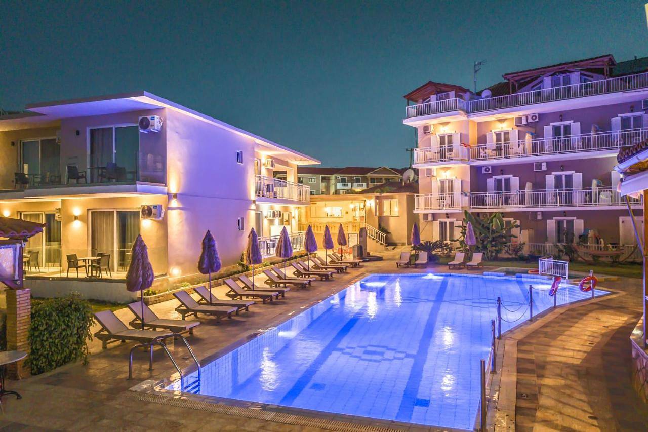 Amoudi Studios Apartments Hotel in Ammoudi, Alykes