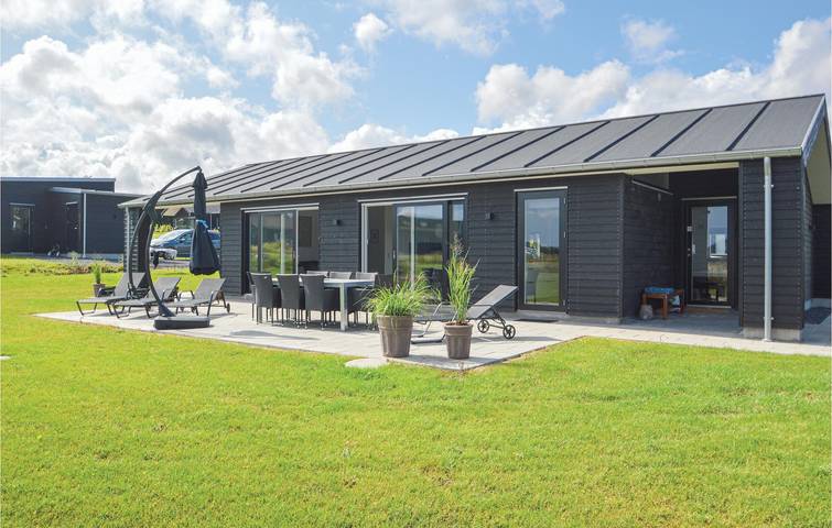 Ferienhaus für 8 Personen, mit Terrasse und Whirlpool sowie Garten in Kelstrup Strand - 2