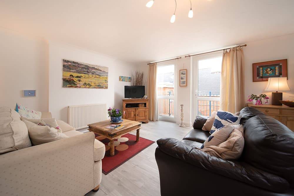 Apartamento entero, Amplio apartamento de 2 dormitorios a poca distancia de la playa de Woolacombe, con estacionamiento propio in Woolacombe, Devon