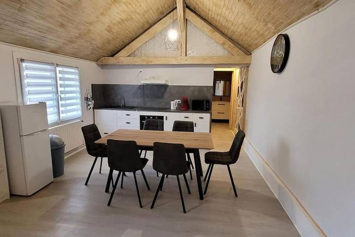 Gîte pour 8 personnes, avec vue et jardin dans Lac de la Vingeanne - 3