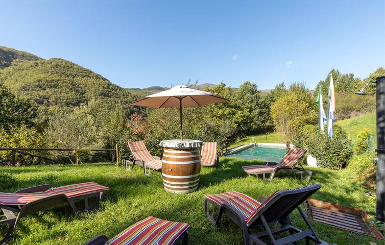 Appartement avec piscine près de Sillano in Sillano, Giuncugnano
