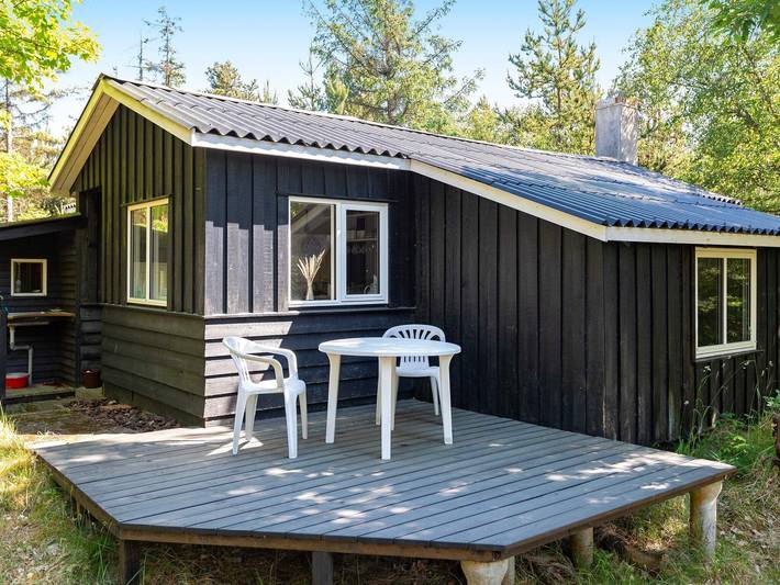Ferieudlejning for 4 personer, med terrasse i Blokhus