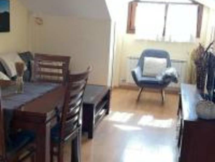 Ganze Wohnung, Gemütliches Apartment in Villanúa, 15 Min. zu Skipisten, Parkplatz inkl. in Villanúa, Aragonesische Pyrenäen