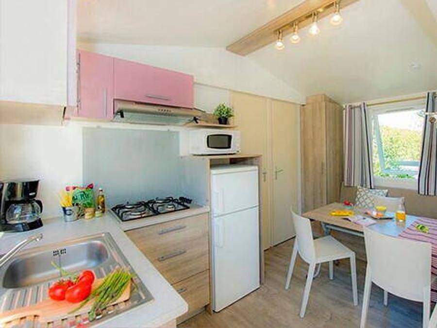 Camping Marina Family Village - Mobilhome 6 personnes - Mobil-home | Comfort | 2 Ch. | 4/6 Pers. | Terrasse simple | Clim. in Punta Marina, Province de Ravenne