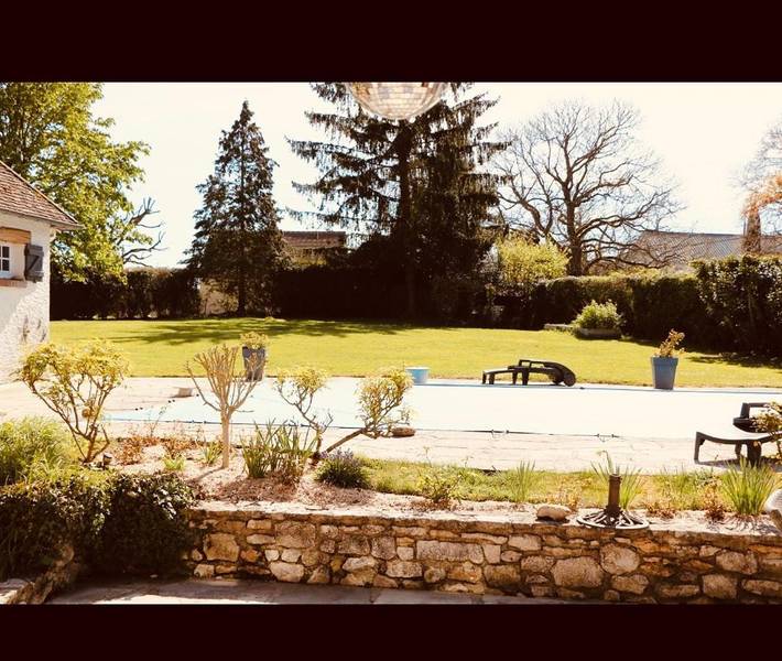 Location de vacances pour 14 personnes, avec piscine ainsi que vue et terrasse dans Bourdonné - 4