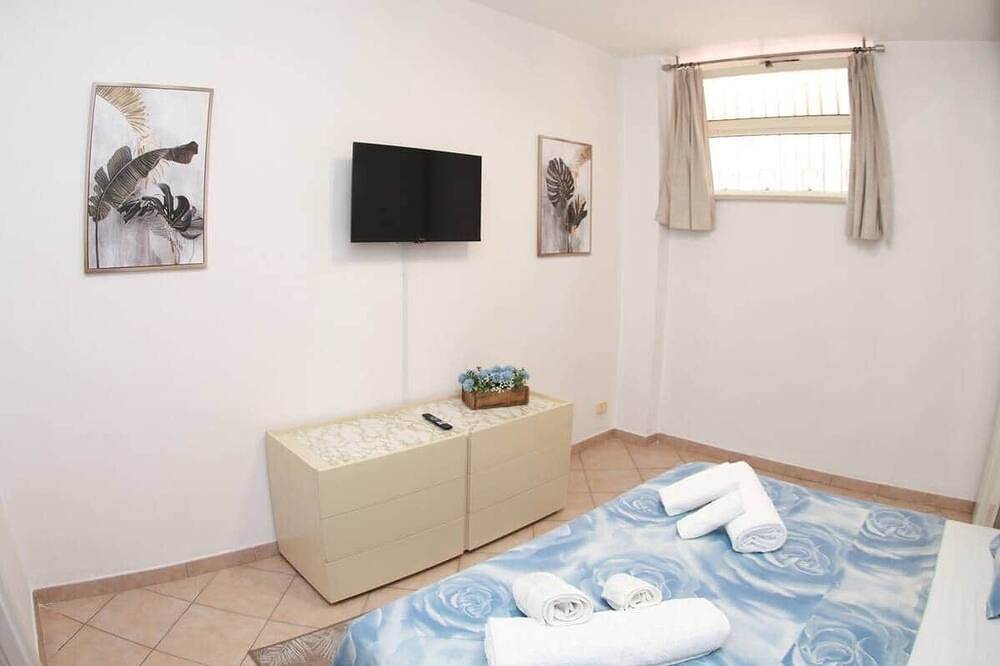 Ganze Wohnung, Apartment Lilli's house lake and relaxation a stone's throw from Rome in Anguillara Sabazia, Braccianosee