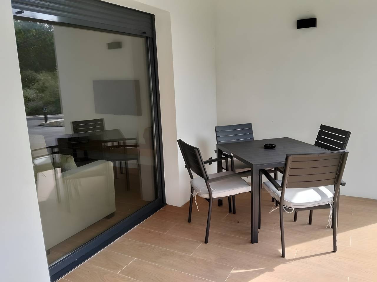 Apartamento entero, Apartamento accesible con vistas a la montaña y terraza privada in Parres, Provincia de Asturias