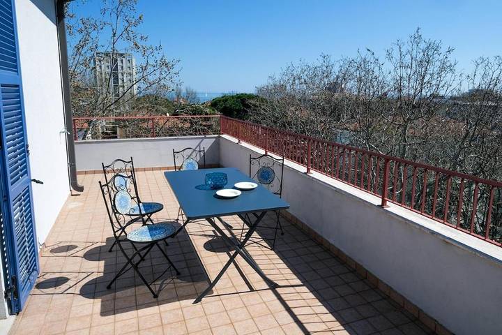 Loft per 6 persone, con Balcone e Terrazza nonché Panorama a Pesaro