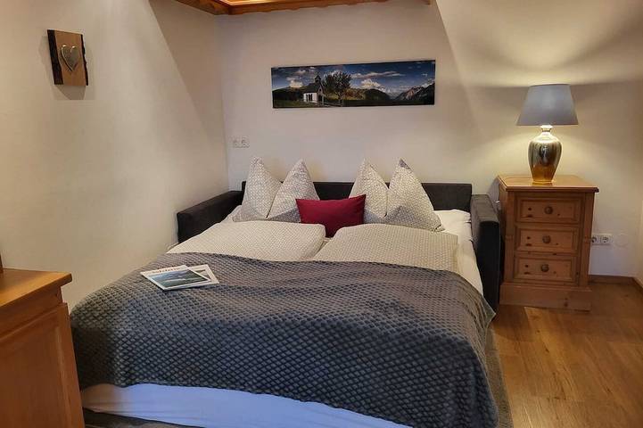 Ganze Wohnung, Apartment Waldhorn Fewo für 2 Personen mit Badeplatz in Sankt Wolfgang im Salzkammergut, Bezirk Gmunden