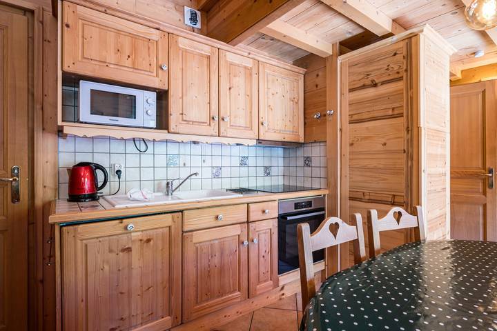 Ganze Wohnung, Ferienwohnung für 8 Personen mit Balkon in Chinaillon, Le Grand-Bornand