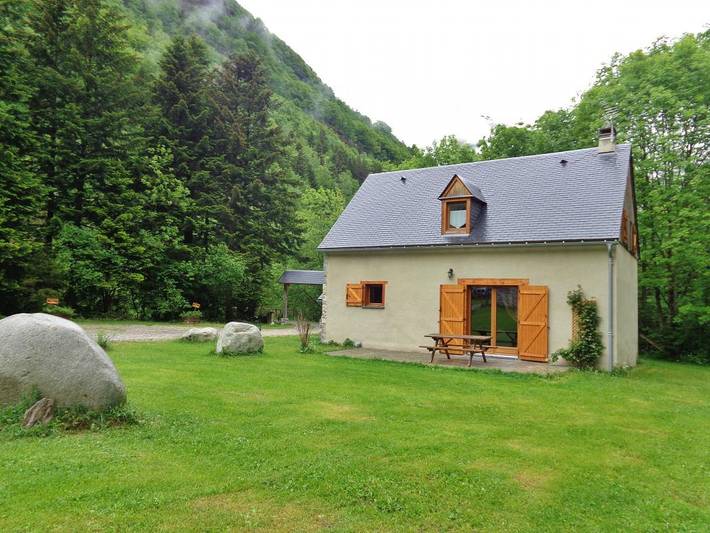 Gîte pour 6 personnes, avec terrasse à Aragnouet - 3