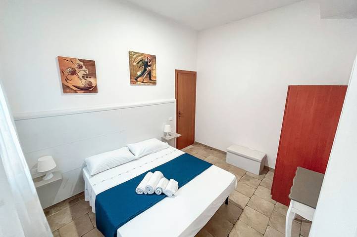 Accogliente villetta, a 150 metri dal marepiscina privata 3 camere 3 bagni in Alcamo Marina, Alcamo