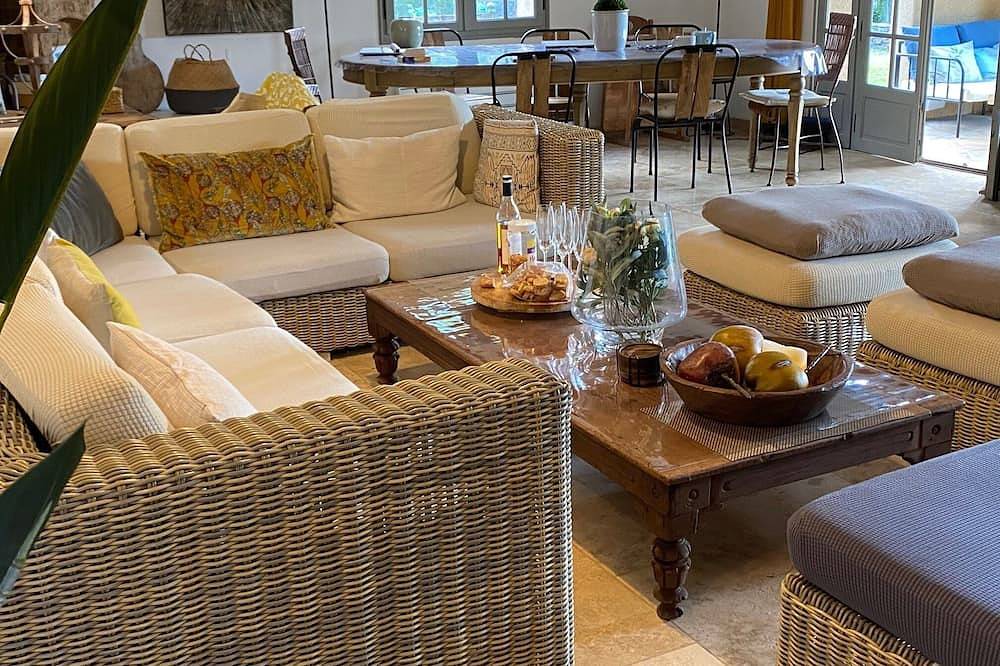 Grand Mas Provence, natürlicher Umgebung, privater Pool, 14 P,Hunde willkommen! in Lorgues, Draguignan Region