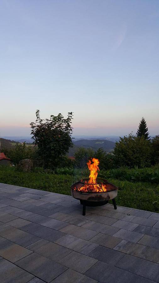 Ferienhaus für 2 Personen, mit Terrasse und Garten sowie Ausblick in Schöfweg