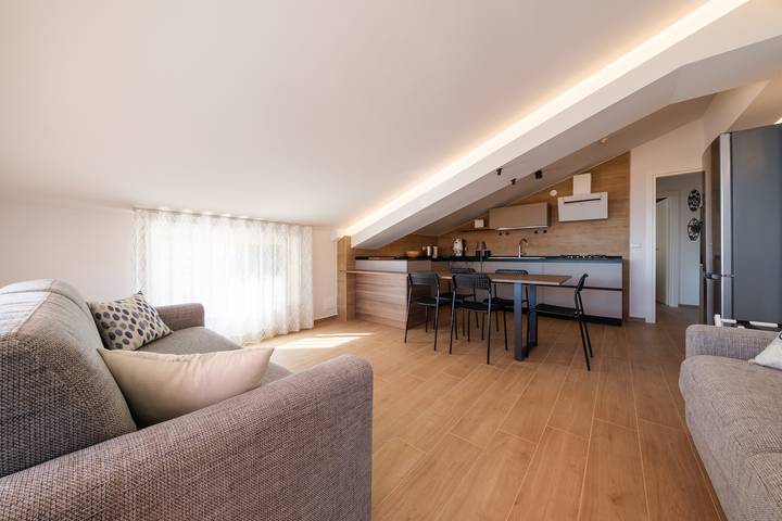 Hel lejlighed, Lumeriam Sea Loft Holiday Home with Sea View, Private Terrace and Air Conditioning in Roccalumera, Messina Provinsen