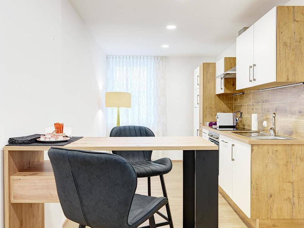 Ganze Ferienwohnung, Ferienwohnung für 2 Personen mit Garten in Bad Hall, Hausruckviertel