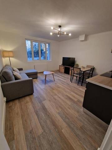 Gîte pour 4 personnes, avec vue, animaux acceptés à Châteaudun