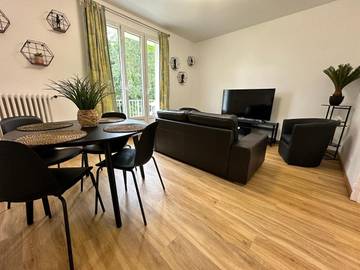 Gîte pour 4 personnes, avec balcon et jardin à Orsay