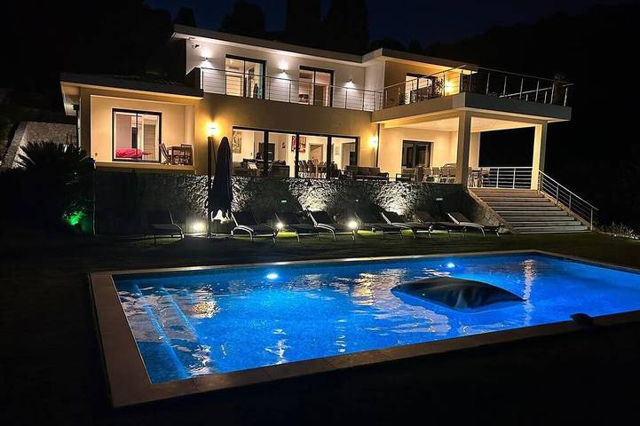 Maison de vacances pour 10 personnes, avec terrasse et jardin à La Colle-sur-Loup