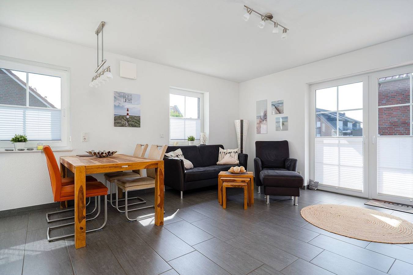 Ganze Wohnung, Ferienwohnung (70qm) für 4 Personen mit Terrasse und sep. Gäste-Wc in Greetsiel, Krummhörn
