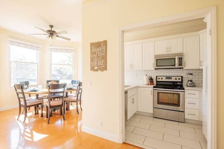 Vacation rental for 8 people, with terrace in Pacific Beach