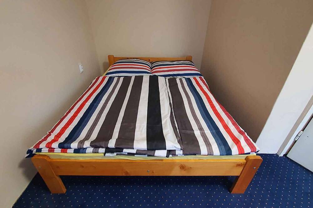 Holiday home with terrace, large garden and internet in Keszthely, Keszthely region