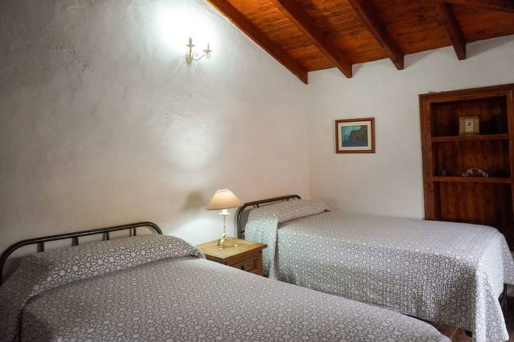 Gîte pour 4 personnes, avec balcon et jardin dans Tamaimo - 3