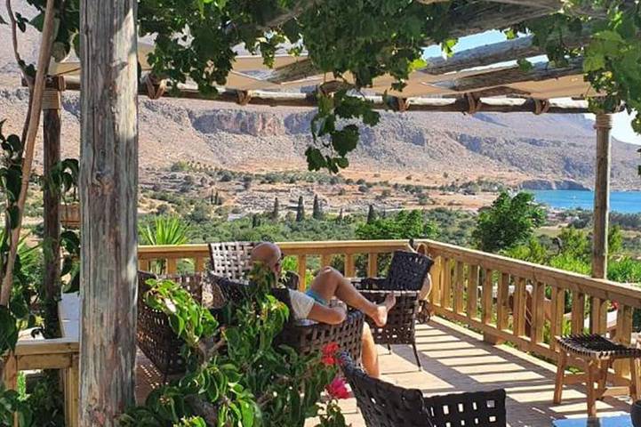 Gîte pour 5 personnes, avec balcon dans Κάτω Ζάκρος