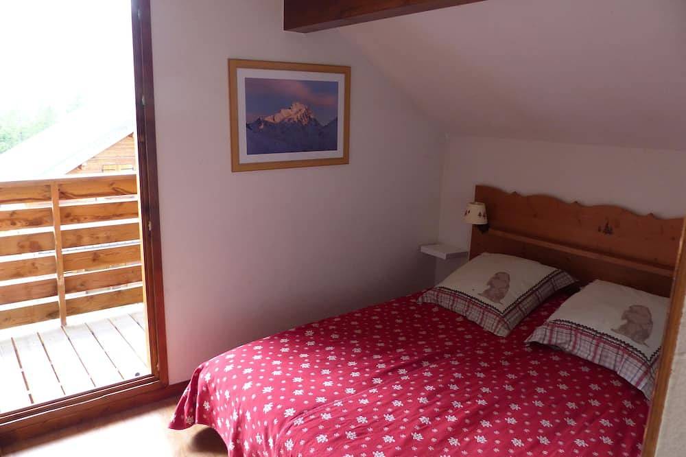 Quality Chalet *** Mit Swimmingpool In Den Südalpen Und Thalassotherapie In Der Nähe in La Joue du Loup, Le Dévoluy