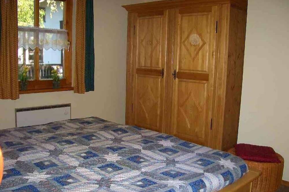Large, comfortable holiday home, very quiet, on a large park-like ground in Regen (East Bayern), Eastern Bavaria