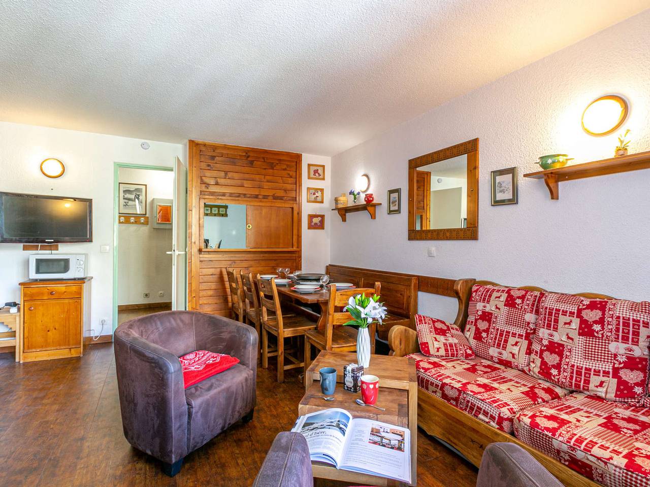 Appartamento intero, 4-room duplex with Wifi, parking and pets allowed in Val-d'Isère, Massiccio della Vanoise